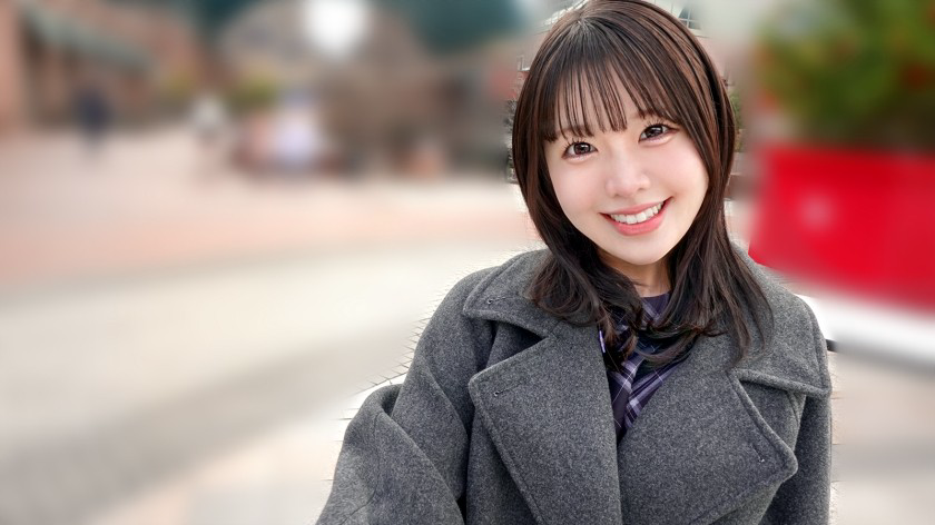 SIRO-5683 Kyurun!一位拥有动漫般声音的可爱主题公园女孩加入战斗!她非常敏感,会抽搐并反复达到高潮!Momo