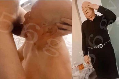 恋老男同约炮大叔肛交裤子没脱就口鸡巴