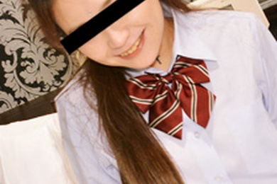 我给全身纹身的女朋友穿上制服，和她发生了性关系。令羽