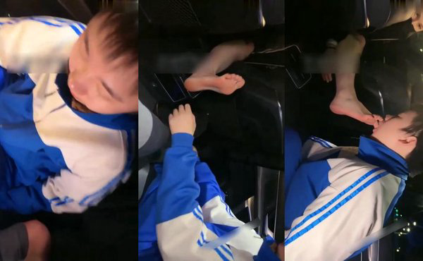 你们要的《深圳两骚女勾引处男学生事件》的全集给你们找到了2