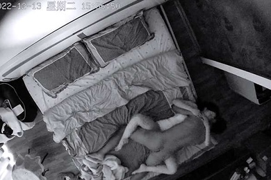 兄妹乱伦美女爽到叫表哥叫老公不一定是真的但是叫表哥肯定是