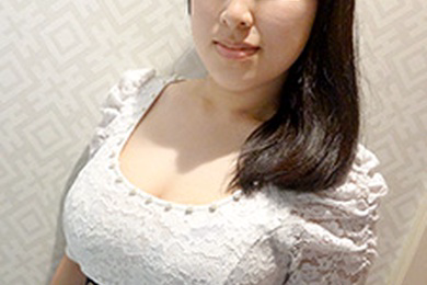 沮丧的女孩吸鸡巴 田口瞳