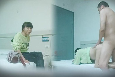李总探花深夜操上门兼职少妇骚逼一看就是久经沙场主动风骚物美价廉一炮高潮