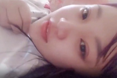 度云泄密二次元巨乳小萌妹胸部很大洗完澡拿着奶子吃肉棒插骚穴白浆流了流