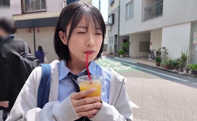系オジカツホリック かほ→J系 新体操部 福岡出身の女の子。 実は初体験がおじさんで、それ以来おじさんとのSEXにハマり中…。 白井いとSVGAL-025-u