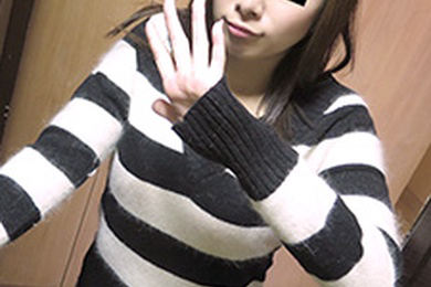 看看独居女孩的房间！ ～他认真地自慰～橘优奈