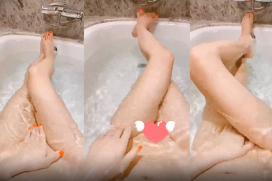 美女沐浴的视频流出露点哦